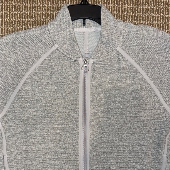 LuluLemon Gray Bomber Jacket. Women’s Size 10. - Picture 2 of 6